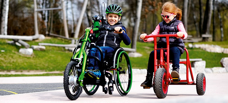 Met de Attitude Junior kunnen de kleintjes lekker actief zijn.