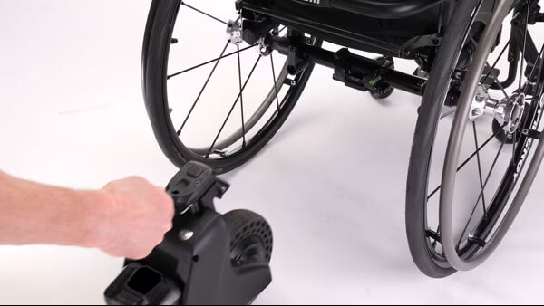 Empulse R90 | Charging and Installation on a Rigid Wheelchair Miniatuur