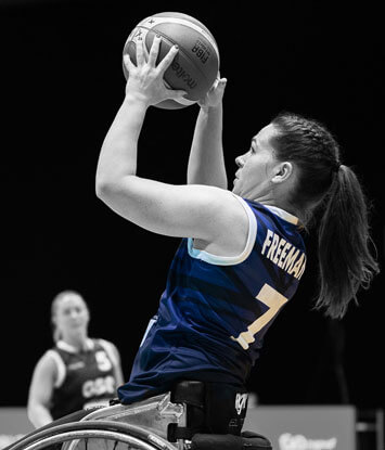 Helen Freeman  in actie