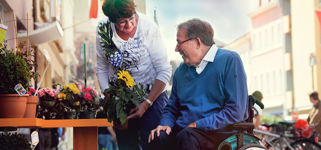 Er is vooral grote vraag naar rolstoelduwers en wandelmaatjes voor senioren.