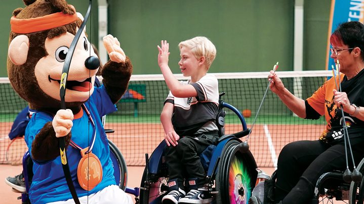 5 tips voor kinderen in een rolstoel om te gaan sporten