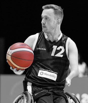 Gregg Warburton in actie