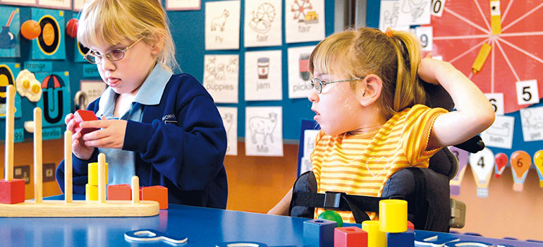 Samenwerking met scholen en kinderopvang.