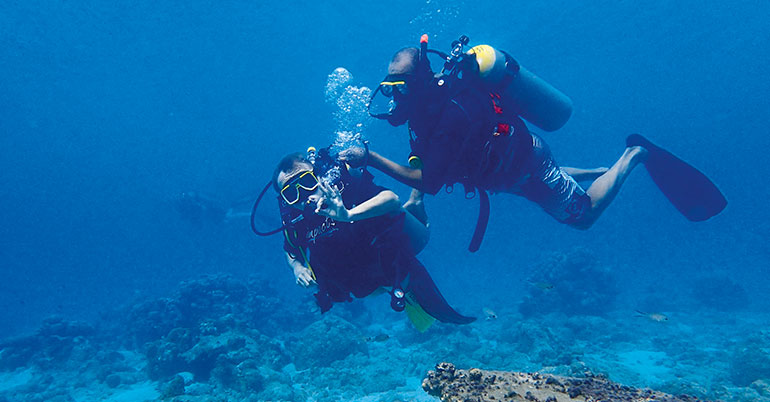 Lekker aan het duiken in Curaçao.
