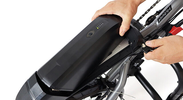 Naar productpagina van de Attitude Hybrid