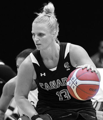 Kady Dandeneau in actie